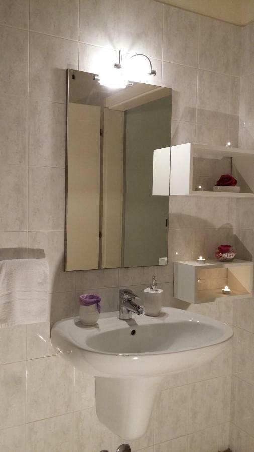 Bed and Breakfast Ai Tre Portoni Trient Exterior foto